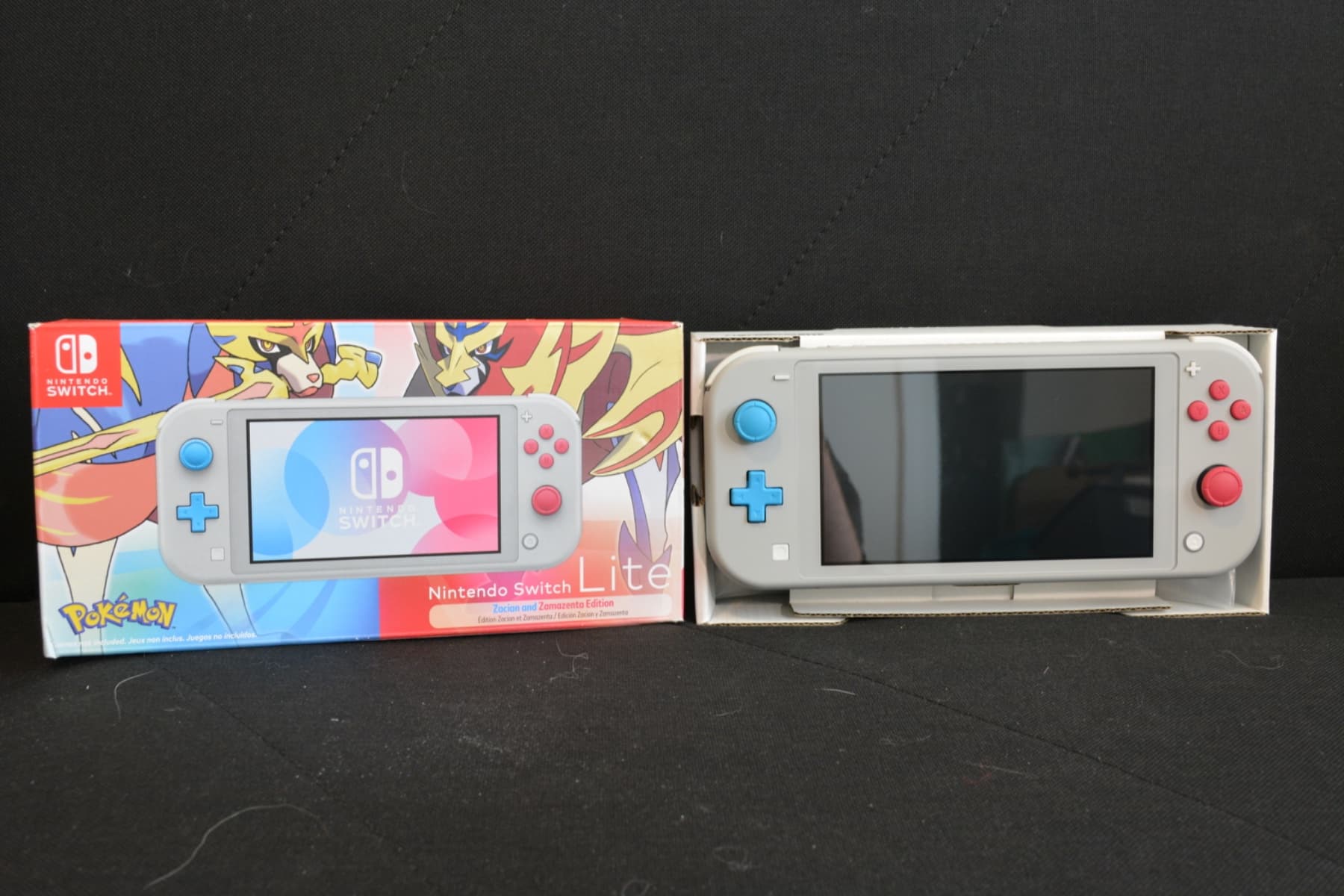 Switch Lite - Zacian and Zamazenta Edition